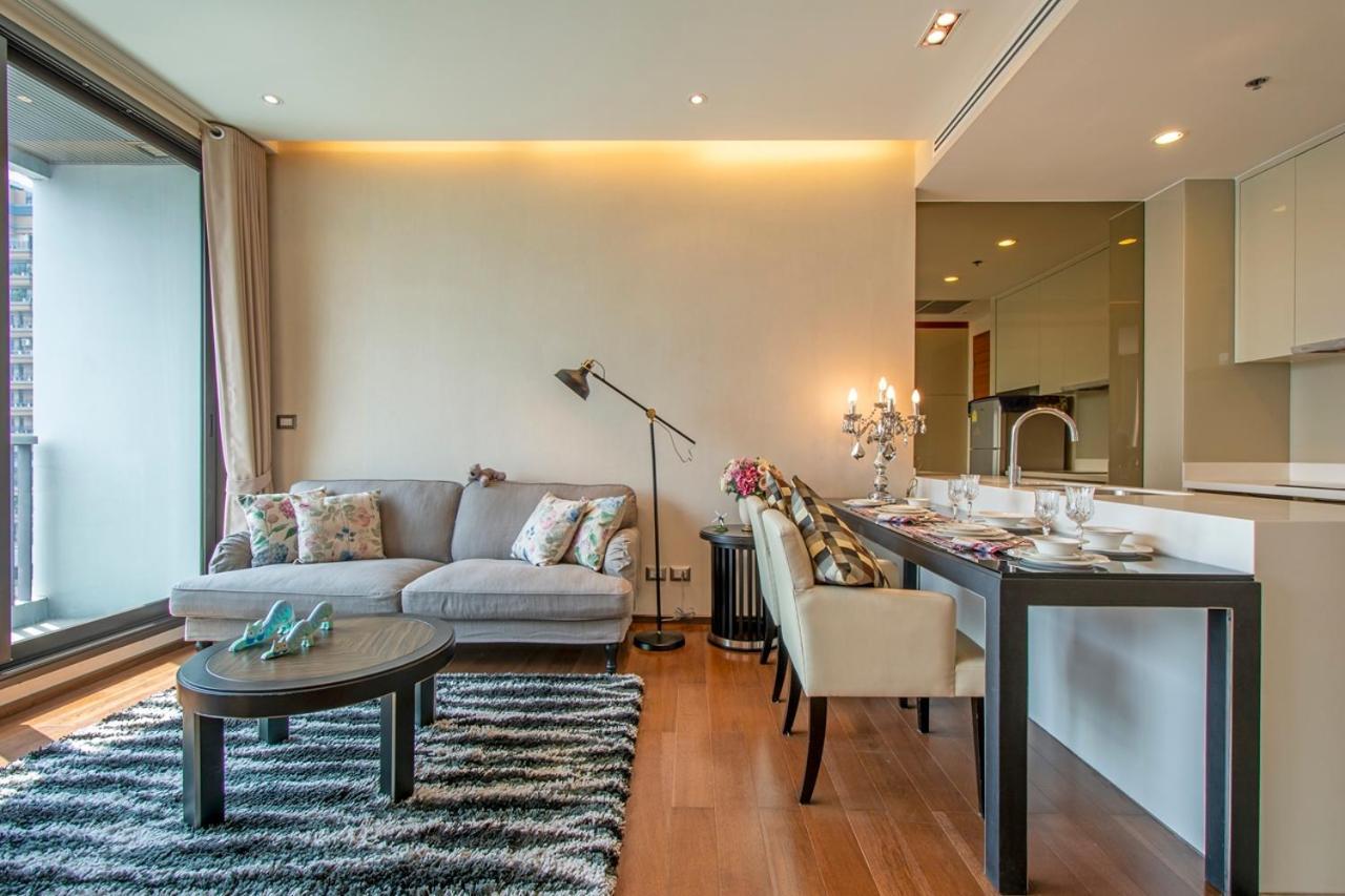 Luxury 1Bed 1Bath 300M Bts Phrom Phong, Emporium Emsphere Emquartier Bangkok Exteriör bild